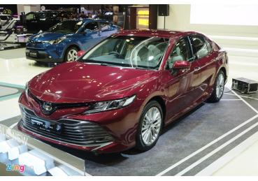 Toyota Camry 2019 sắp ra mắt Việt Nam, chuyển sang nhập khẩu?
